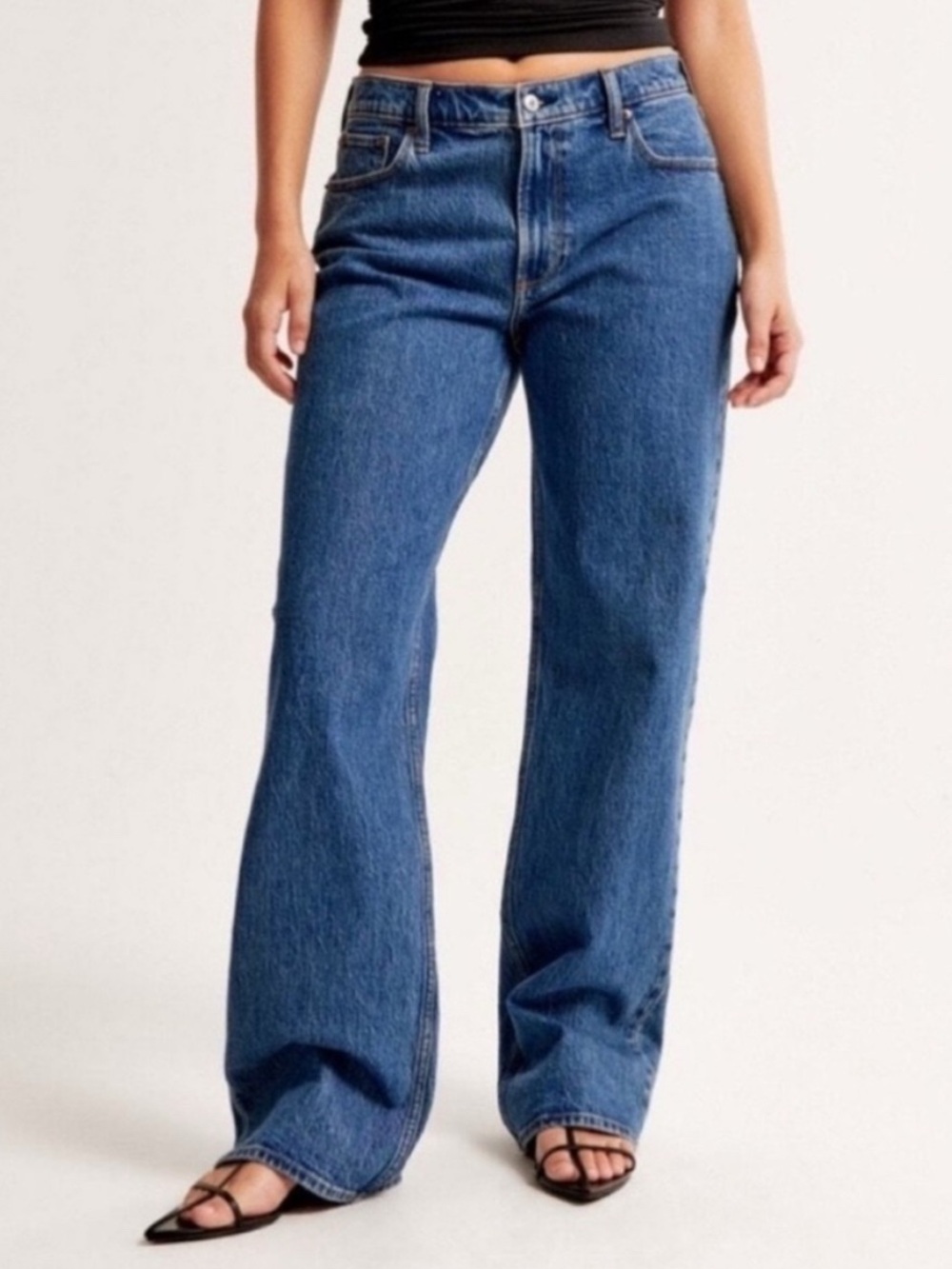Abercrombie & Fitch Curve Love The 90’s Baggy Low Rise Medium Wash 25 0
